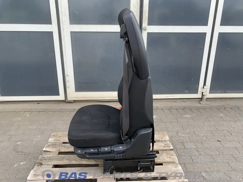 DAF XF106 - Седалка за Камион: снимка 2 DAF XF106 - Седалка за Камион: снимка 2