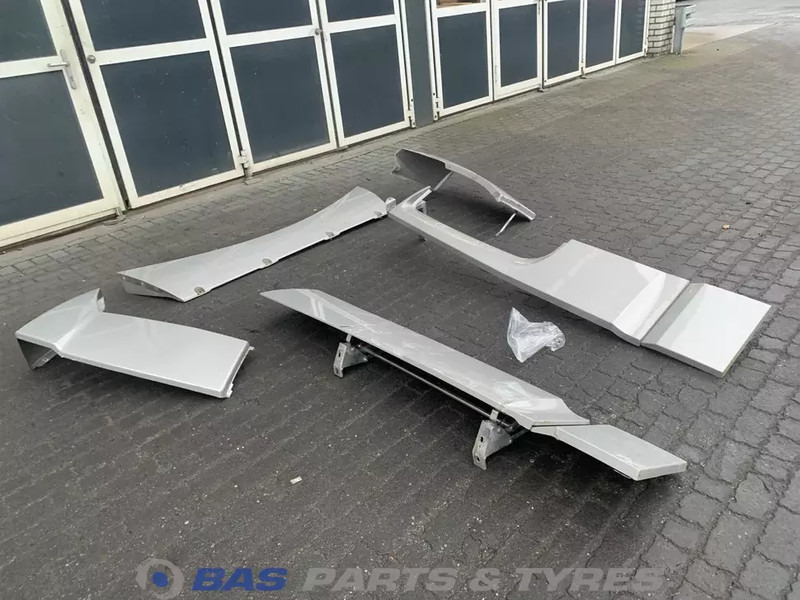 DAF XF106 Spoilerset DAF Super Space Cab L2H3 1836001 - Аеродинамика/ Спойлер за Камион: снимка 3 DAF XF106 Spoilerset DAF Super Space Cab L2H3 1836001 - Аеродинамика/ Спойлер за Камион: снимка 3