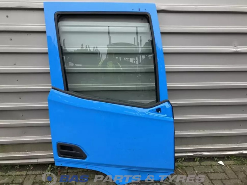 DAF XG - Врата и части за Камион: снимка 1 DAF XG - Врата и части за Камион: снимка 1