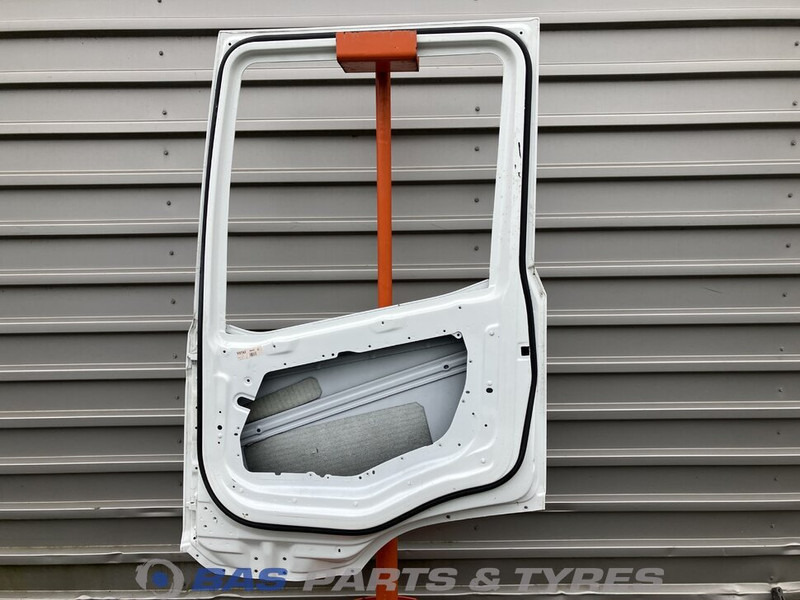 DAF XG - Врата и части за Камион: снимка 2 DAF XG - Врата и части за Камион: снимка 2