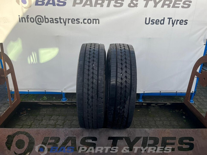 Goodyear Goodyear 295/80R22.5 KMAX S G2 154/149 M M+S 3PMSF gebruikte set - Гума за Камион: снимка 1 Goodyear Goodyear 295/80R22.5 KMAX S G2 154/149 M M+S 3PMSF gebruikte set - Гума за Камион: снимка 1