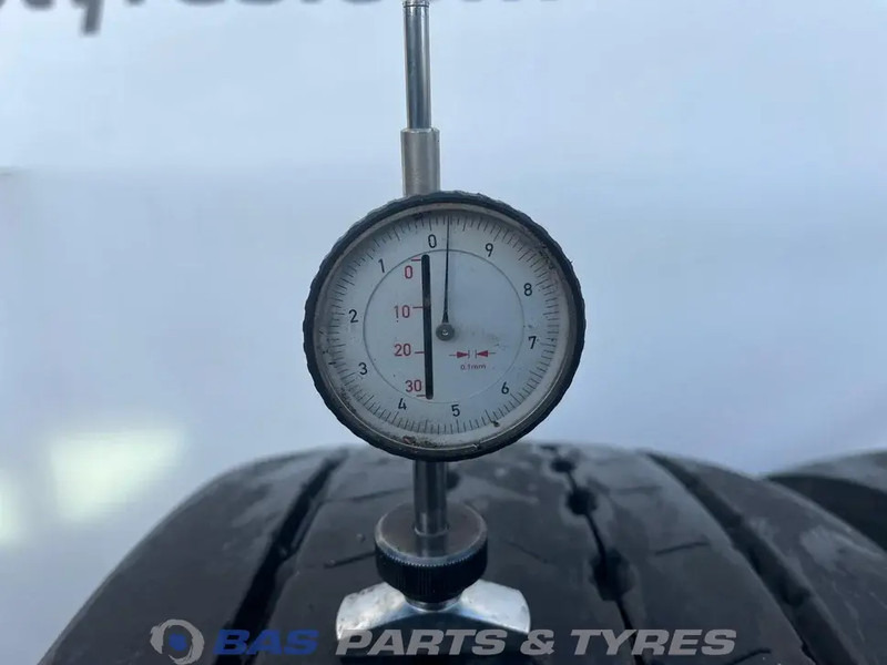 Goodyear Goodyear 315/70R22.5 FUELMAX S G2 156/150 M+S 3PMSF gebruikte set - Гума за Камион: снимка 3 Goodyear Goodyear 315/70R22.5 FUELMAX S G2 156/150 M+S 3PMSF gebruikte set - Гума за Камион: снимка 3