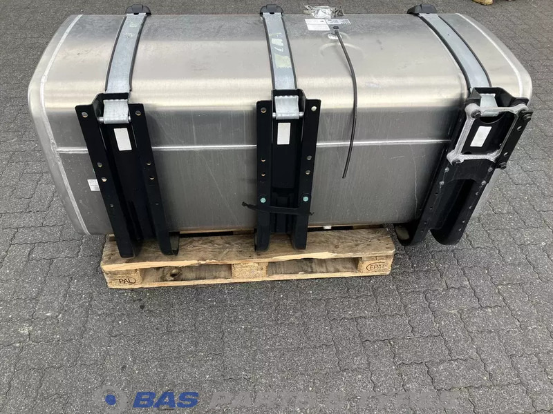 MAN Brandstoftank MAN 710 Liter 81122016766 - Резервоар за гориво за Камион: снимка 2 MAN Brandstoftank MAN 710 Liter 81122016766 - Резервоар за гориво за Камион: снимка 2