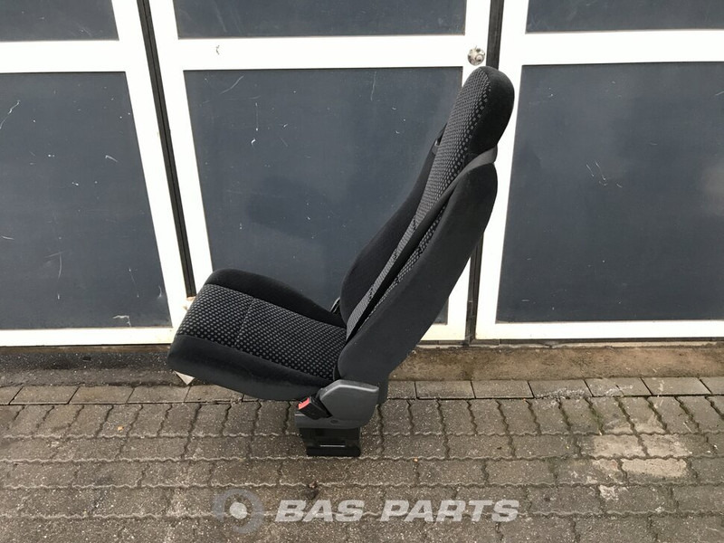 Mercedes-Benz Actros MP3 Bijrijdersstoel Mercedes A 943 910 05 03 - Седалка за Камион: снимка 2 Mercedes-Benz Actros MP3 Bijrijdersstoel Mercedes A 943 910 05 03 - Седалка за Камион: снимка 2