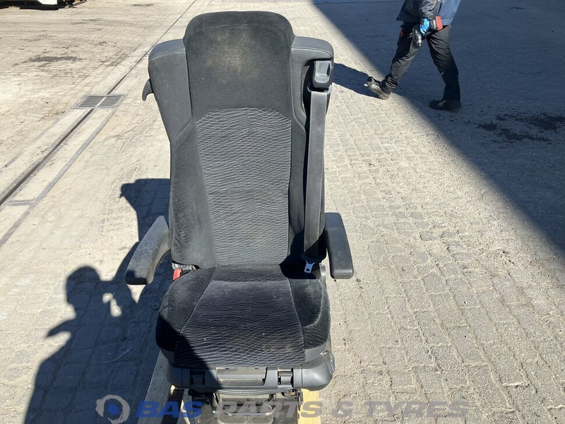 Mercedes-Benz Actros MP4 Bestuurdersstoel Mercedes A 960 910 75 01 - Седалка за Камион: снимка 1 Mercedes-Benz Actros MP4 Bestuurdersstoel Mercedes A 960 910 75 01 - Седалка за Камион: снимка 1