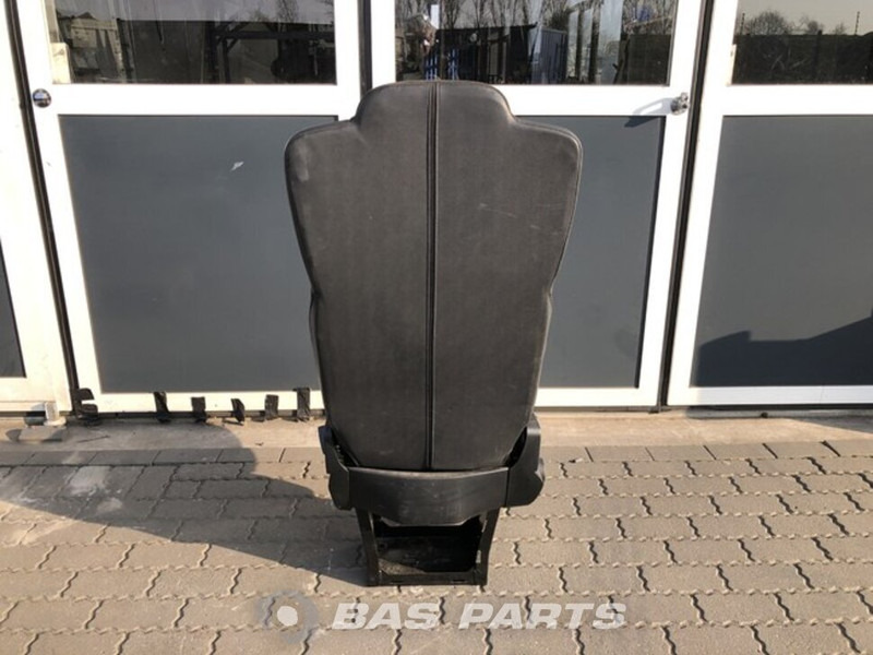 Mercedes-Benz Actros MP4 Bijrijdersstoel Mercedes A 960 910 30 03 - Седалка за Камион: снимка 3 Mercedes-Benz Actros MP4 Bijrijdersstoel Mercedes A 960 910 30 03 - Седалка за Камион: снимка 3