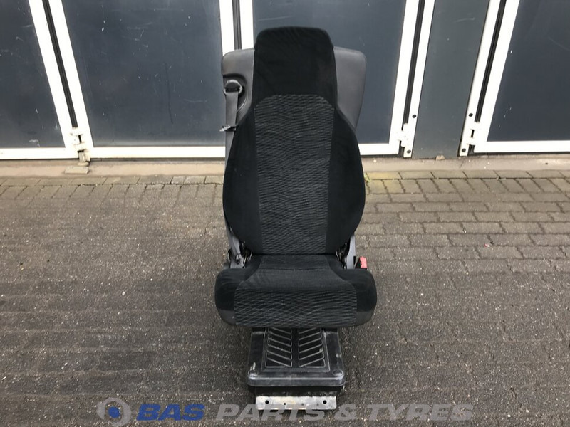 Mercedes-Benz Actros MP4 Bijrijdersstoel Mercedes A 960 910 38 03 - Седалка за Камион: снимка 1 Mercedes-Benz Actros MP4 Bijrijdersstoel Mercedes A 960 910 38 03 - Седалка за Камион: снимка 1