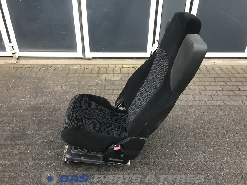 Mercedes-Benz Actros MP4 - Седалка за Камион: снимка 2 Mercedes-Benz Actros MP4 - Седалка за Камион: снимка 2