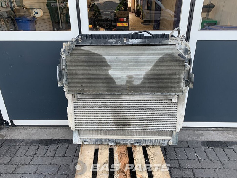 Mercedes-Benz Antos MP4 Koelerpakket Mercedes OM470LA 395 A 960 500 00 02 - Радиатор за Камион: снимка 1 Mercedes-Benz Antos MP4 Koelerpakket Mercedes OM470LA 395 A 960 500 00 02 - Радиатор за Камион: снимка 1