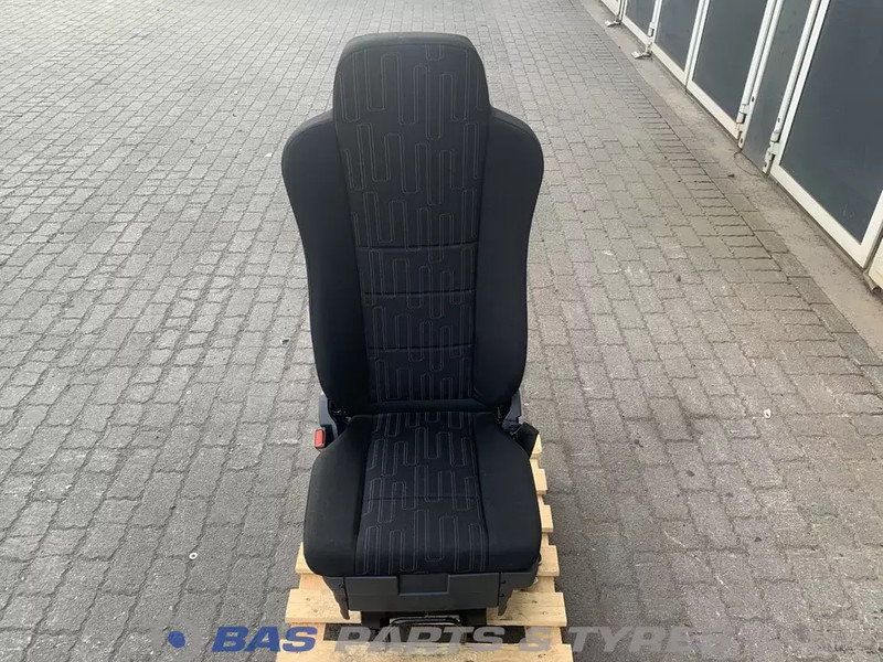 Mercedes-Benz Atego MP4 - Седалка за Камион: снимка 1 Mercedes-Benz Atego MP4 - Седалка за Камион: снимка 1