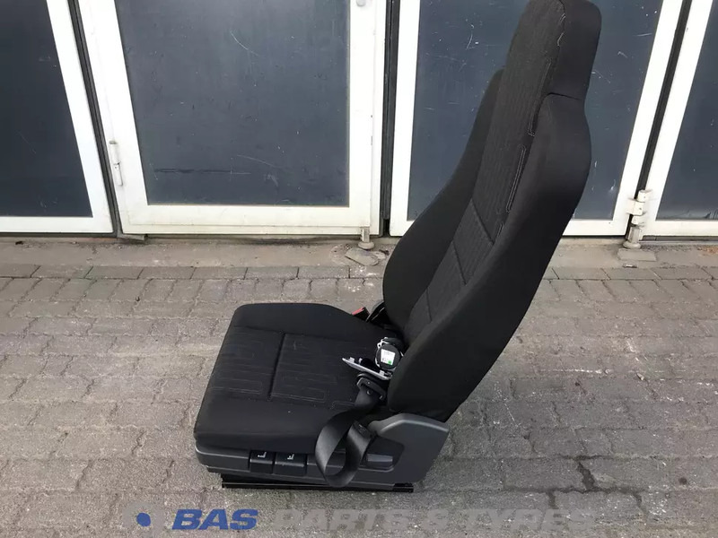 Mercedes-Benz Atego MP4 - Седалка за Камион: снимка 2 Mercedes-Benz Atego MP4 - Седалка за Камион: снимка 2