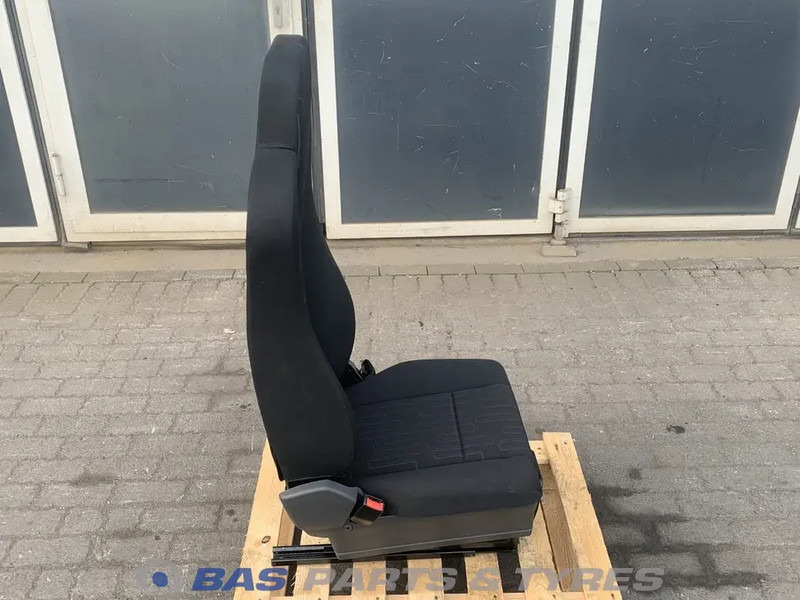 Mercedes-Benz Atego MP4 - Седалка за Камион: снимка 2 Mercedes-Benz Atego MP4 - Седалка за Камион: снимка 2