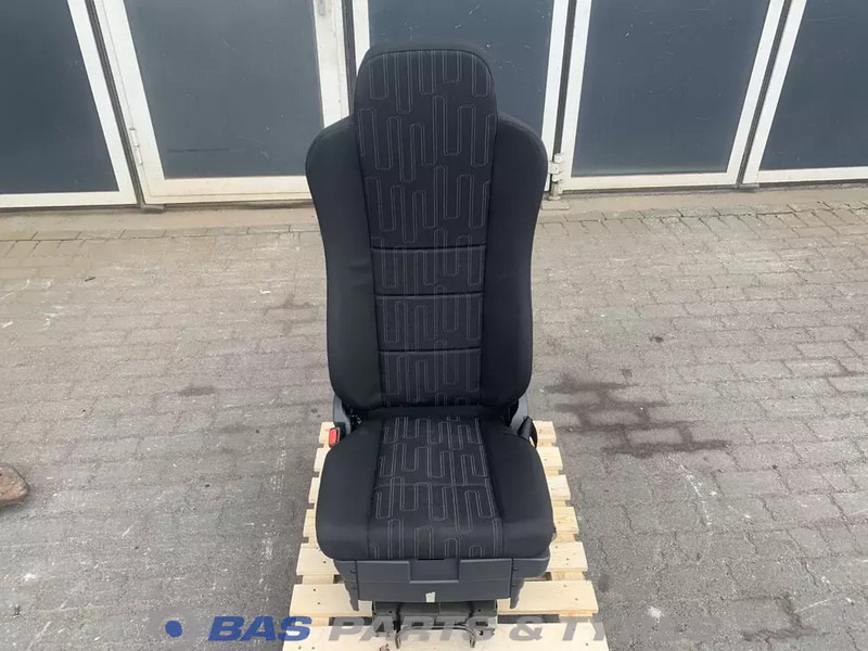 Mercedes-Benz Atego MP4 - Седалка за Камион: снимка 1 Mercedes-Benz Atego MP4 - Седалка за Камион: снимка 1