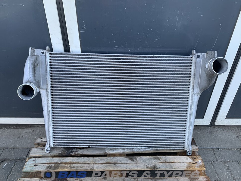 Mercedes-Benz Intercooler Mercedes A 961 500 04 02 - Интеркулер за Камион: снимка 1 Mercedes-Benz Intercooler Mercedes A 961 500 04 02 - Интеркулер за Камион: снимка 1