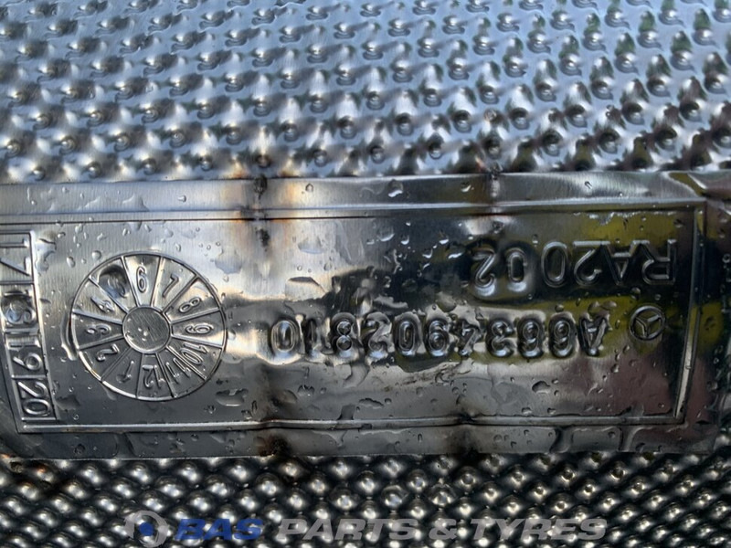 Mercedes-Benz Uitlaatpijp Mercedes A 663 490 28 10 - Изпускателна тръба за Камион: снимка 4 Mercedes-Benz Uitlaatpijp Mercedes A 663 490 28 10 - Изпускателна тръба за Камион: снимка 4