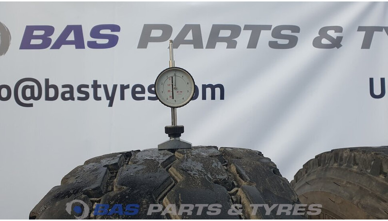 Pirelli Pirelli 13R22.5 FG:01 156/150 K M+S 3PMSF gebruikte set - Гума за Камион: снимка 3 Pirelli Pirelli 13R22.5 FG:01 156/150 K M+S 3PMSF gebruikte set - Гума за Камион: снимка 3
