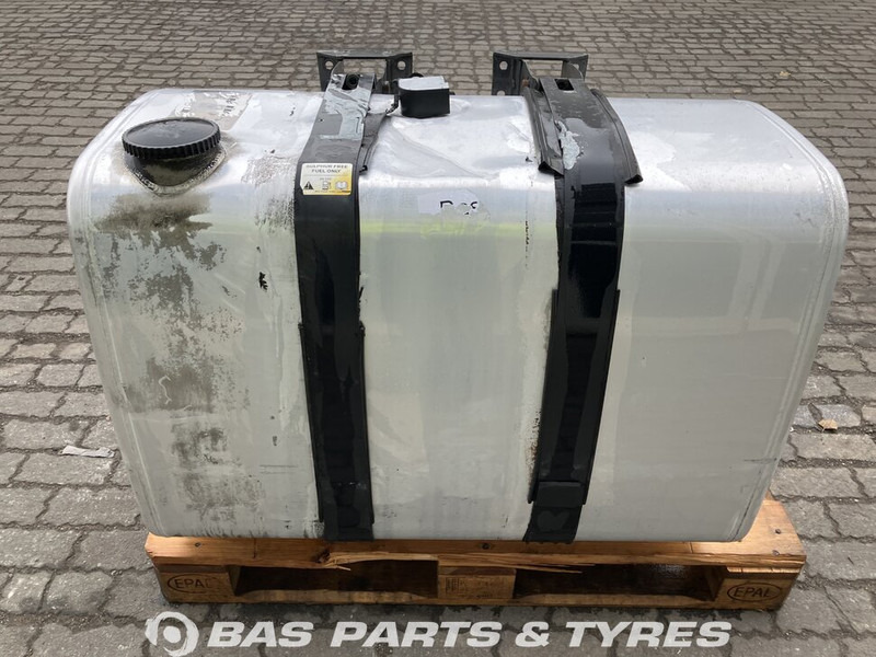 Renault  - Резервоар за гориво за Камион: снимка 1 Renault  - Резервоар за гориво за Камион: снимка 1