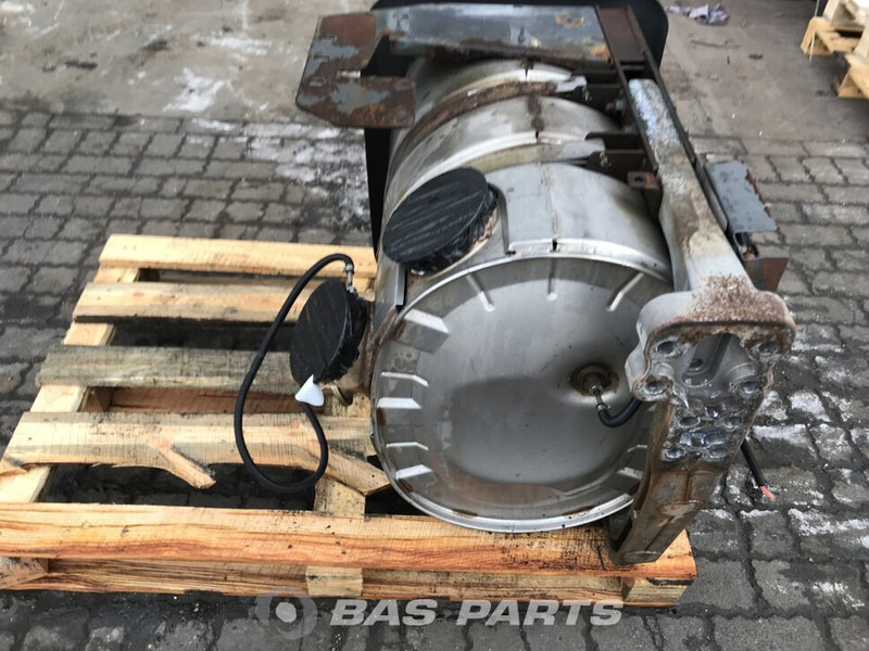 Renault PREMIUM Uitlaatdemper Renault kwaliteit 7420899871 - Заглушител за Камион: снимка 4 Renault PREMIUM Uitlaatdemper Renault kwaliteit 7420899871 - Заглушител за Камион: снимка 4