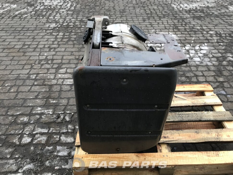 Renault PREMIUM Uitlaatdemper Renault kwaliteit 7420899871 - Заглушител за Камион: снимка 2 Renault PREMIUM Uitlaatdemper Renault kwaliteit 7420899871 - Заглушител за Камион: снимка 2