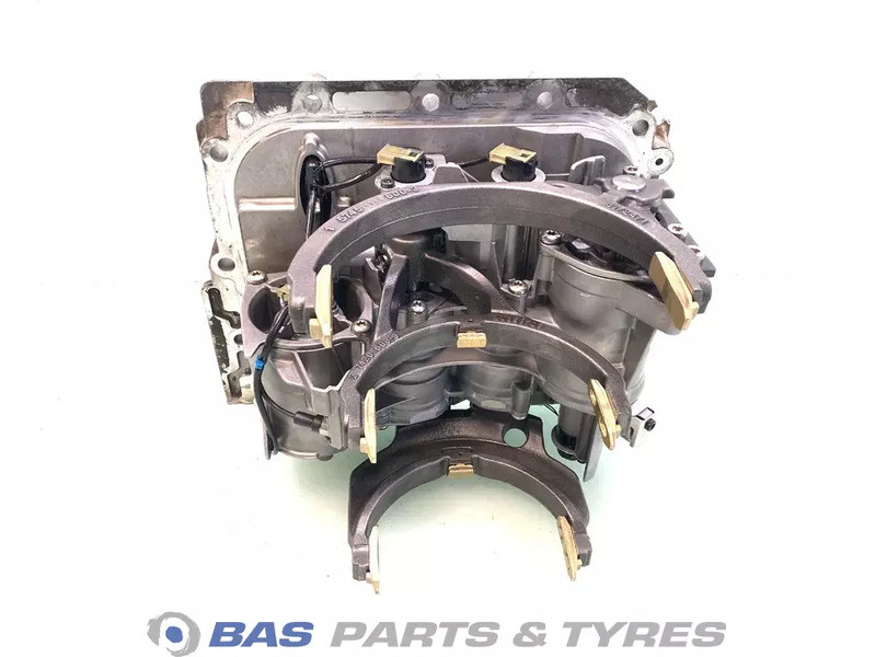 Renault Versnellingsbakdeksel Renault 7421244590 - Скоростна кутия за Камион: снимка 3 Renault Versnellingsbakdeksel Renault 7421244590 - Скоростна кутия за Камион: снимка 3