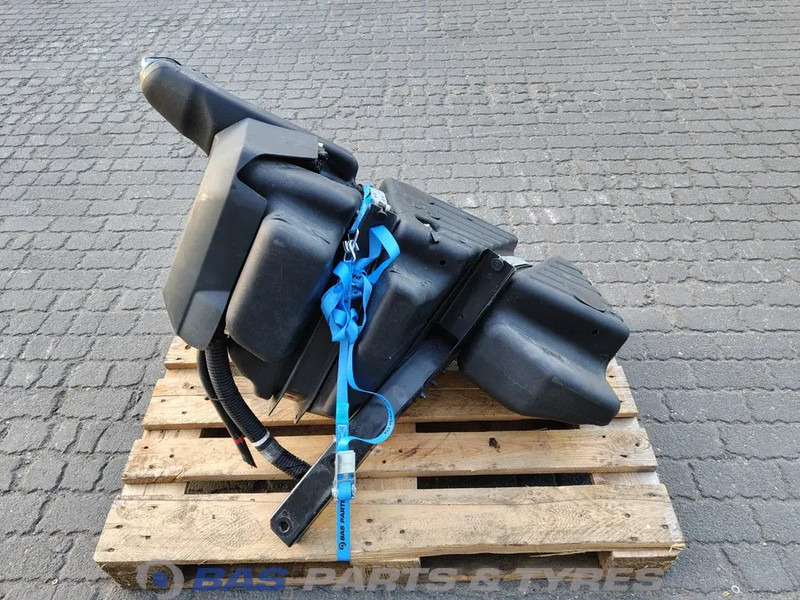 DAF XG DAF AdBlue tank 2297062 - Резервни части за Камион: снимка 3 DAF XG DAF AdBlue tank 2297062 - Резервни части за Камион: снимка 3