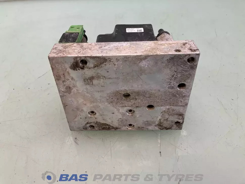 Volvo AdBlue pomp Volvo 21679299 - Резервни части за Камион: снимка 5 Volvo AdBlue pomp Volvo 21679299 - Резервни части за Камион: снимка 5