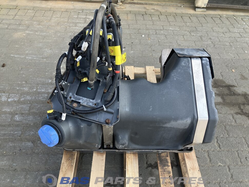 Volvo Volvo AdBlue tank 21232204 - Резервни части за Камион: снимка 1 Volvo Volvo AdBlue tank 21232204 - Резервни части за Камион: снимка 1