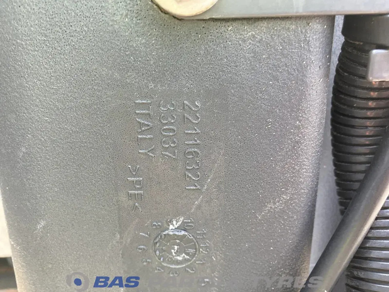 Volvo Volvo AdBlue tank 21232204 - Резервни части за Камион: снимка 5 Volvo Volvo AdBlue tank 21232204 - Резервни части за Камион: снимка 5