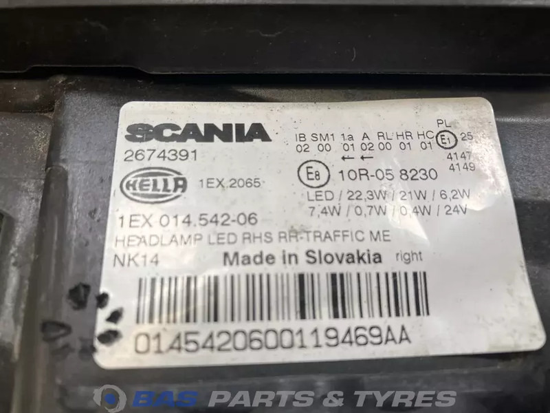 Scania - Преден фар за Камион: снимка 3 Scania - Преден фар за Камион: снимка 3