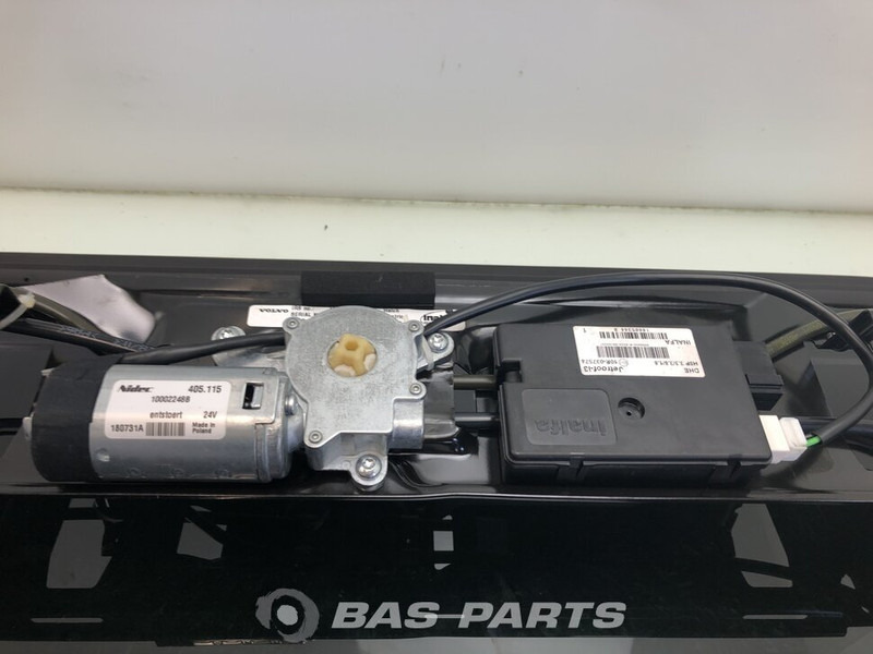 Volvo Dakluik Volvo 8191647 - Слънцезащитна козирка за Камион: снимка 4 Volvo Dakluik Volvo 8191647 - Слънцезащитна козирка за Камион: снимка 4