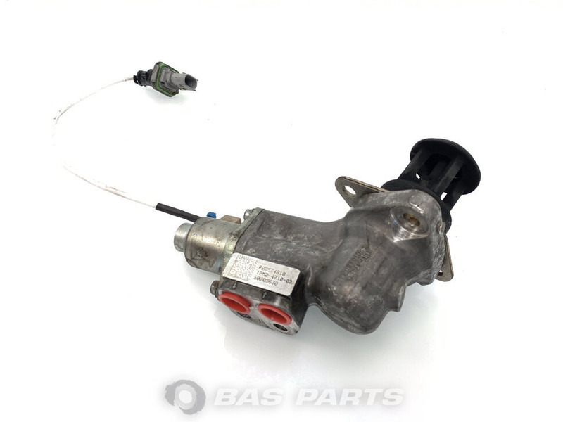 Volvo EGR klep Volvo 21517889 - Изпускателна система за Камион: снимка 1 Volvo EGR klep Volvo 21517889 - Изпускателна система за Камион: снимка 1