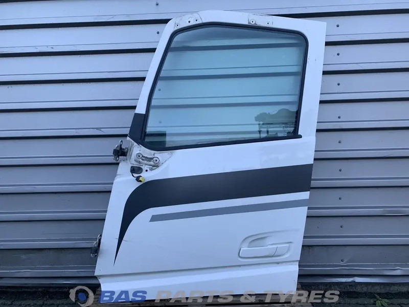 Volvo FH4 - Врата и части за Камион: снимка 2 Volvo FH4 - Врата и части за Камион: снимка 2