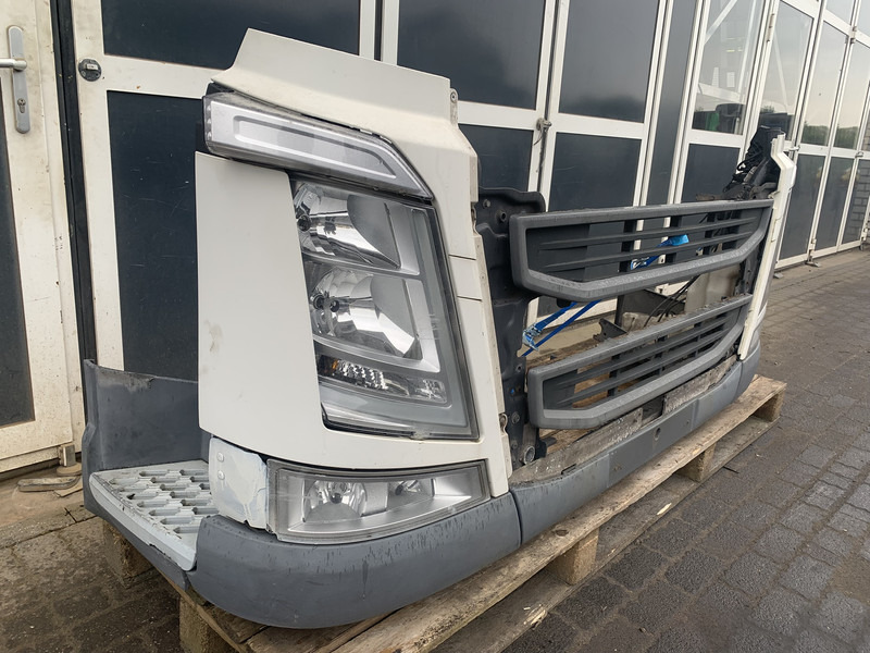 Volvo FH4 - Броня за Камион: снимка 2 Volvo FH4 - Броня за Камион: снимка 2