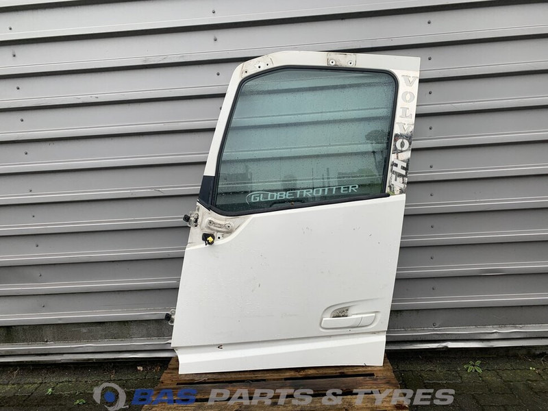 Volvo FH4 - Врата и части за Камион: снимка 1 Volvo FH4 - Врата и части за Камион: снимка 1