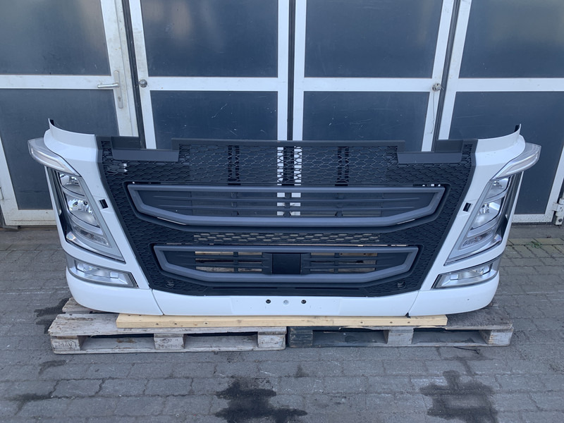 Volvo FH4 - Броня за Камион: снимка 1 Volvo FH4 - Броня за Камион: снимка 1