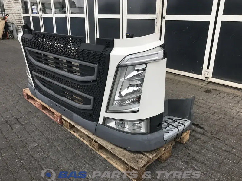 Volvo FH4 - Броня за Камион: снимка 2 Volvo FH4 - Броня за Камион: снимка 2