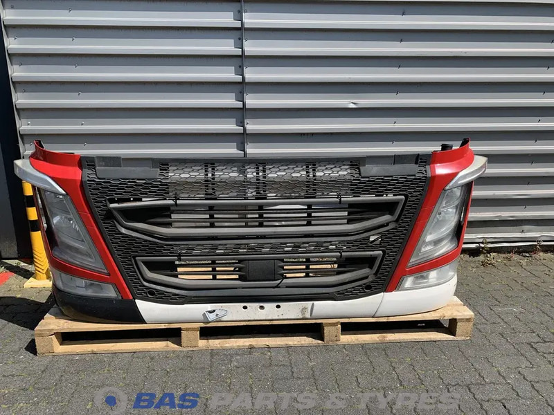 Volvo FH4 - Броня за Камион: снимка 1 Volvo FH4 - Броня за Камион: снимка 1