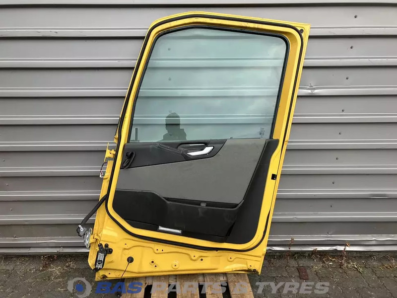 Volvo FH4B - Врата и части за Камион: снимка 2 Volvo FH4B - Врата и части за Камион: снимка 2