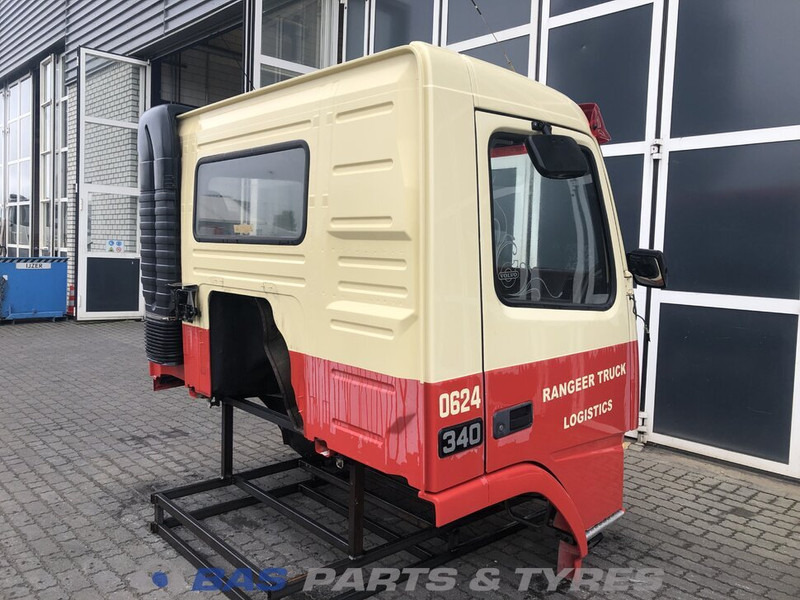 Volvo FM1 Volvo Day Cab L1EH1 3092053 - Кабина и интериор за Камион: снимка 4 Volvo FM1 Volvo Day Cab L1EH1 3092053 - Кабина и интериор за Камион: снимка 4