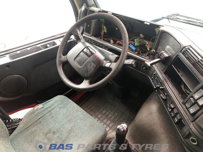 Volvo FM1 Volvo Day Cab L1EH1 3092053 - Кабина и интериор за Камион: снимка 5 Volvo FM1 Volvo Day Cab L1EH1 3092053 - Кабина и интериор за Камион: снимка 5