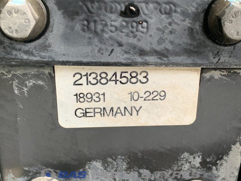 Volvo FM3 Koelerpakket Volvo D11C 330 1676631 - Радиатор за Камион: снимка 5 Volvo FM3 Koelerpakket Volvo D11C 330 1676631 - Радиатор за Камион: снимка 5