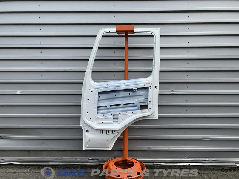 Volvo FM4 - Врата и части за Камион: снимка 2 Volvo FM4 - Врата и части за Камион: снимка 2