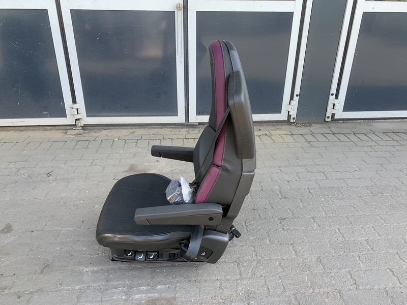 Volvo FM5 Bestuurdersstoel Volvo 23766412 - Седалка за Камион: снимка 2 Volvo FM5 Bestuurdersstoel Volvo 23766412 - Седалка за Камион: снимка 2