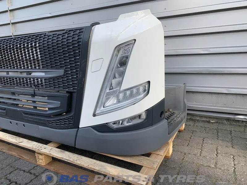 Volvo FM5 Bumper Volvo 84407376 - Броня за Камион: снимка 2 Volvo FM5 Bumper Volvo 84407376 - Броня за Камион: снимка 2