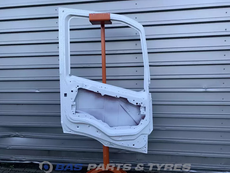 Volvo FM5 - Врата и части за Камион: снимка 2 Volvo FM5 - Врата и части за Камион: снимка 2