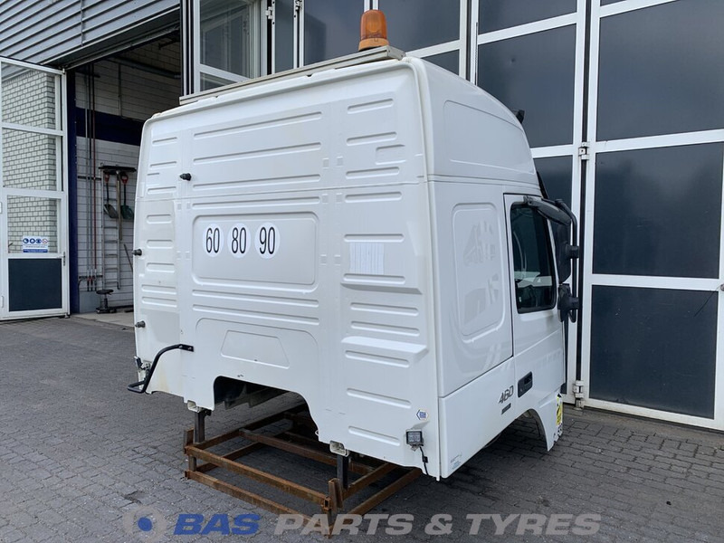 Volvo FMX Euro 6 Volvo Globetrotter L2H2 20383498 - Кабина и интериор за Камион: снимка 3 Volvo FMX Euro 6 Volvo Globetrotter L2H2 20383498 - Кабина и интериор за Камион: снимка 3