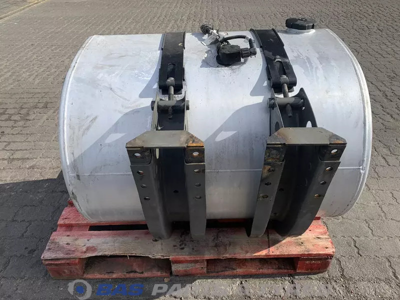 Volvo  - Резервоар за гориво за Камион: снимка 3 Volvo  - Резервоар за гориво за Камион: снимка 3