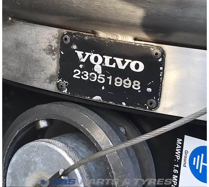 Volvo  - Резервоар за гориво за Камион: снимка 5 Volvo  - Резервоар за гориво за Камион: снимка 5