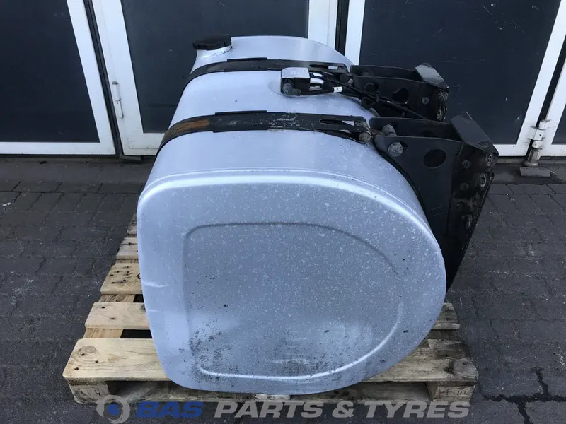 Volvo - Резервоар за гориво за Камион: снимка 2 Volvo - Резервоар за гориво за Камион: снимка 2