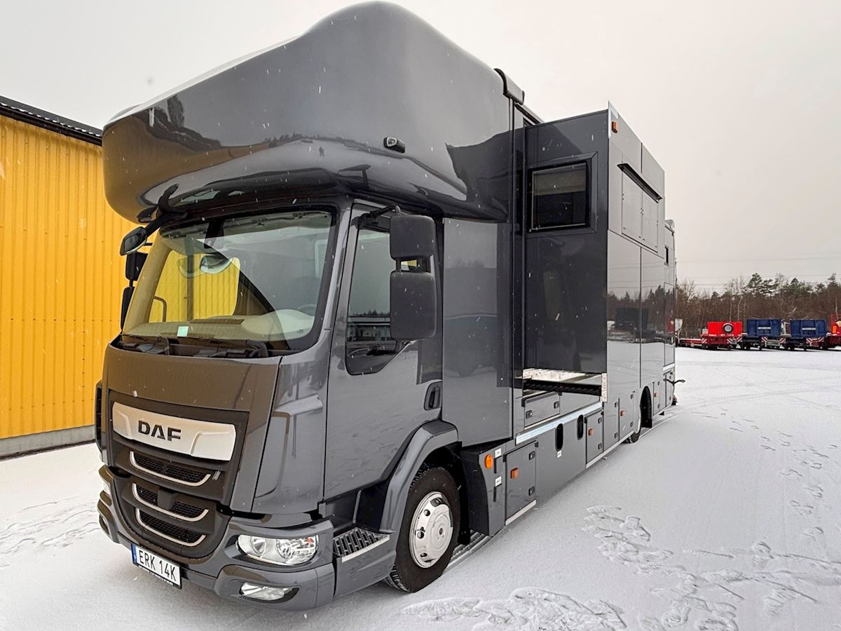 DAF Lehel horsebox 210 LF - Камион за коне: снимка 1 DAF Lehel horsebox 210 LF - Камион за коне: снимка 1